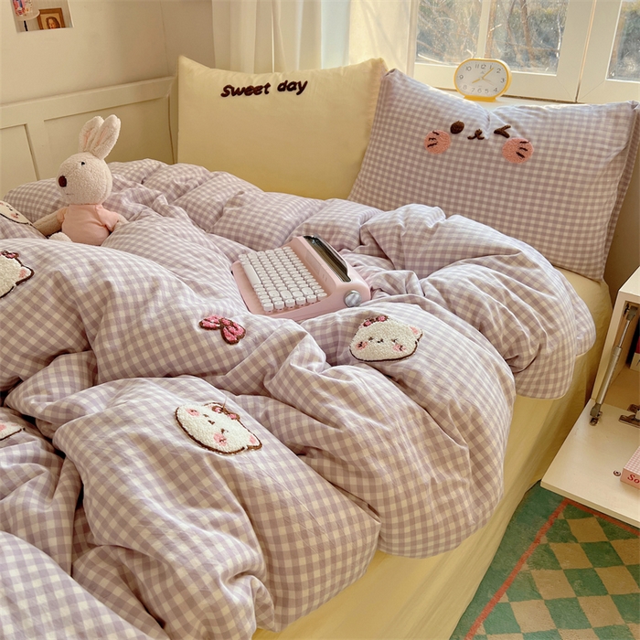 91家纺网 家纺一手货源 找家纺 丽涵家纺 2025新款色织水洗棉毛巾绣四件套-甜心小猫系列 甜心小猫-紫格-简单款