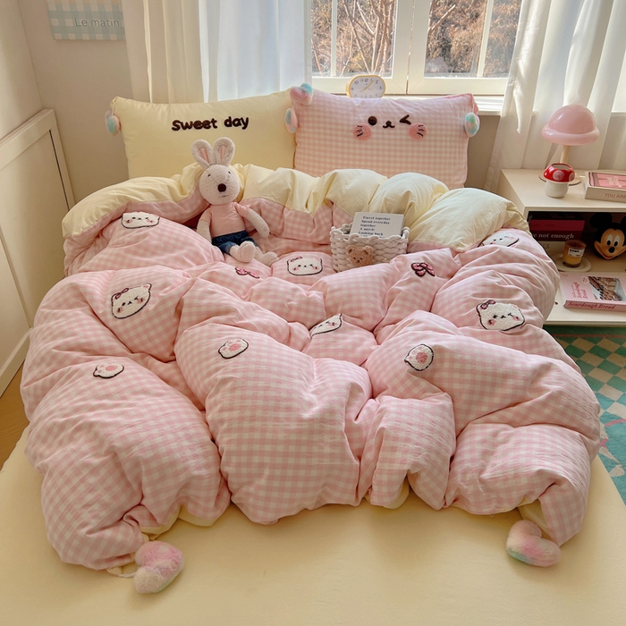 丽涵家纺 2025新款色织水洗棉毛巾绣四件套-甜心小猫系列 甜心小猫-粉黄-毛球款