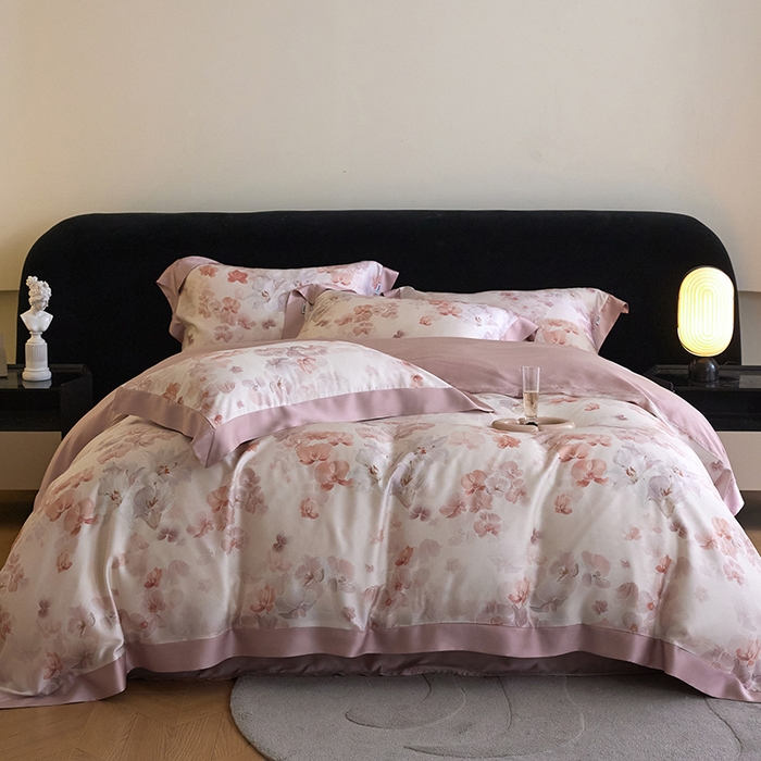 91家纺网 家纺一手货源 找家纺 禾时 2025新款60S兰精天丝印花四件套 花颜