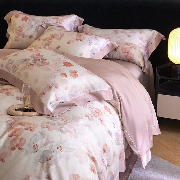 91家纺网 家纺一手货源 找家纺 禾时 2025新款60S兰精天丝印花四件套 花颜