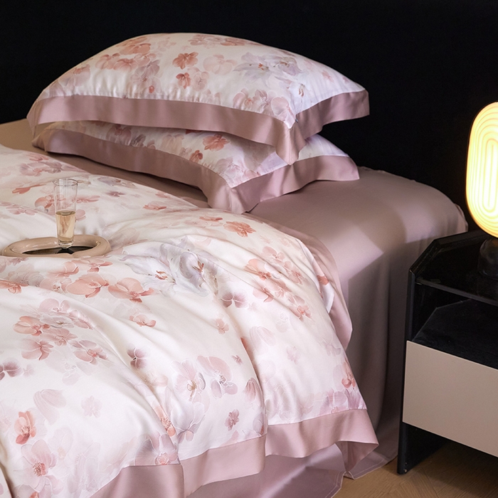 91家纺网 家纺一手货源 找家纺 禾时 2025新款60S兰精天丝印花四件套 花颜