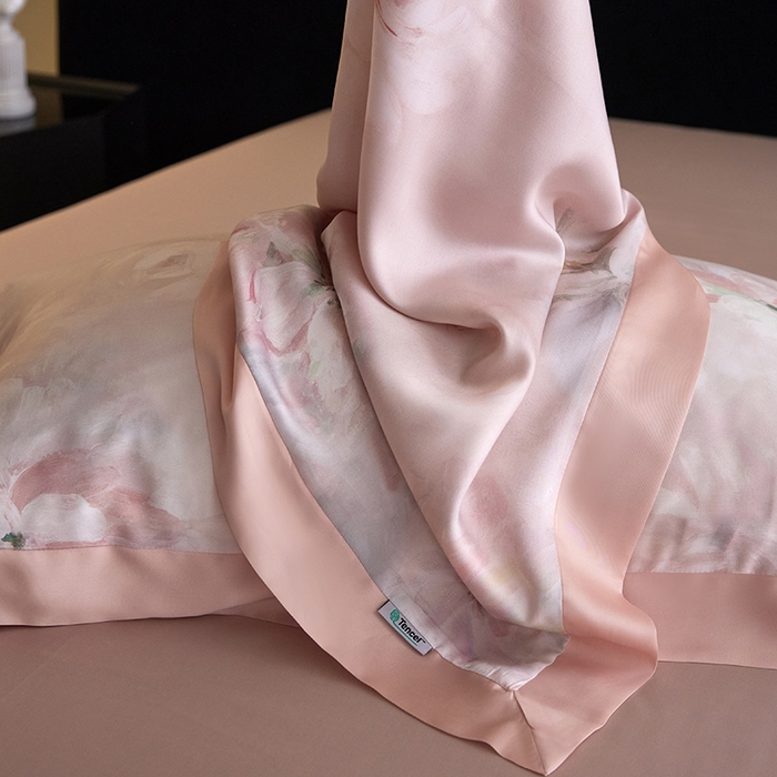 91家纺网 家纺一手货源 找家纺 禾时 2025新款60S兰精天丝印花四件套 初夏（粉）