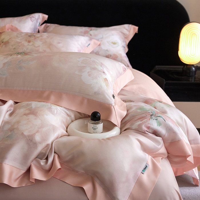 91家纺网 家纺一手货源 找家纺 禾时 2025新款60S兰精天丝印花四件套 初夏（粉）