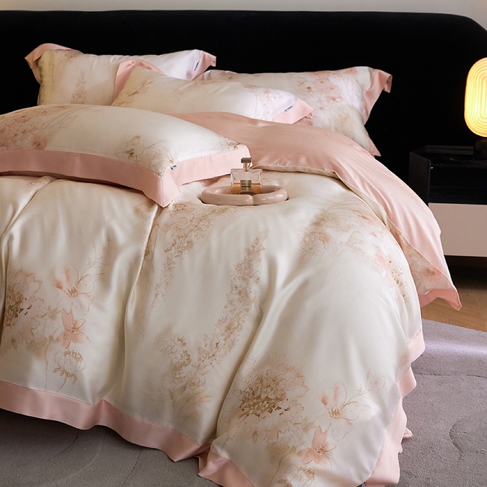 91家纺网 家纺一手货源 找家纺 禾时 2025新款60S兰精天丝印花四件套 粉黛