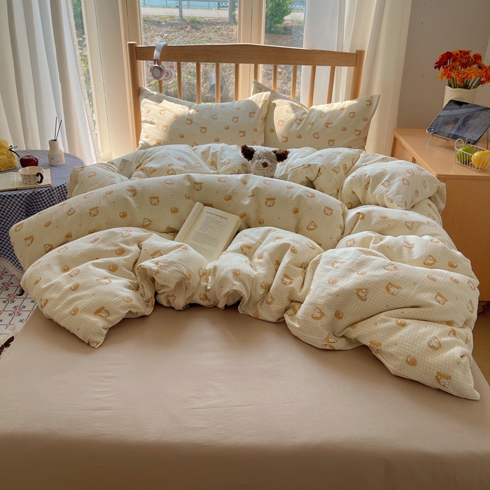 91家纺网 家纺一手货源 找家纺 蜜宿 2025新款卡通全棉A类双层纱四件套 曲奇小熊