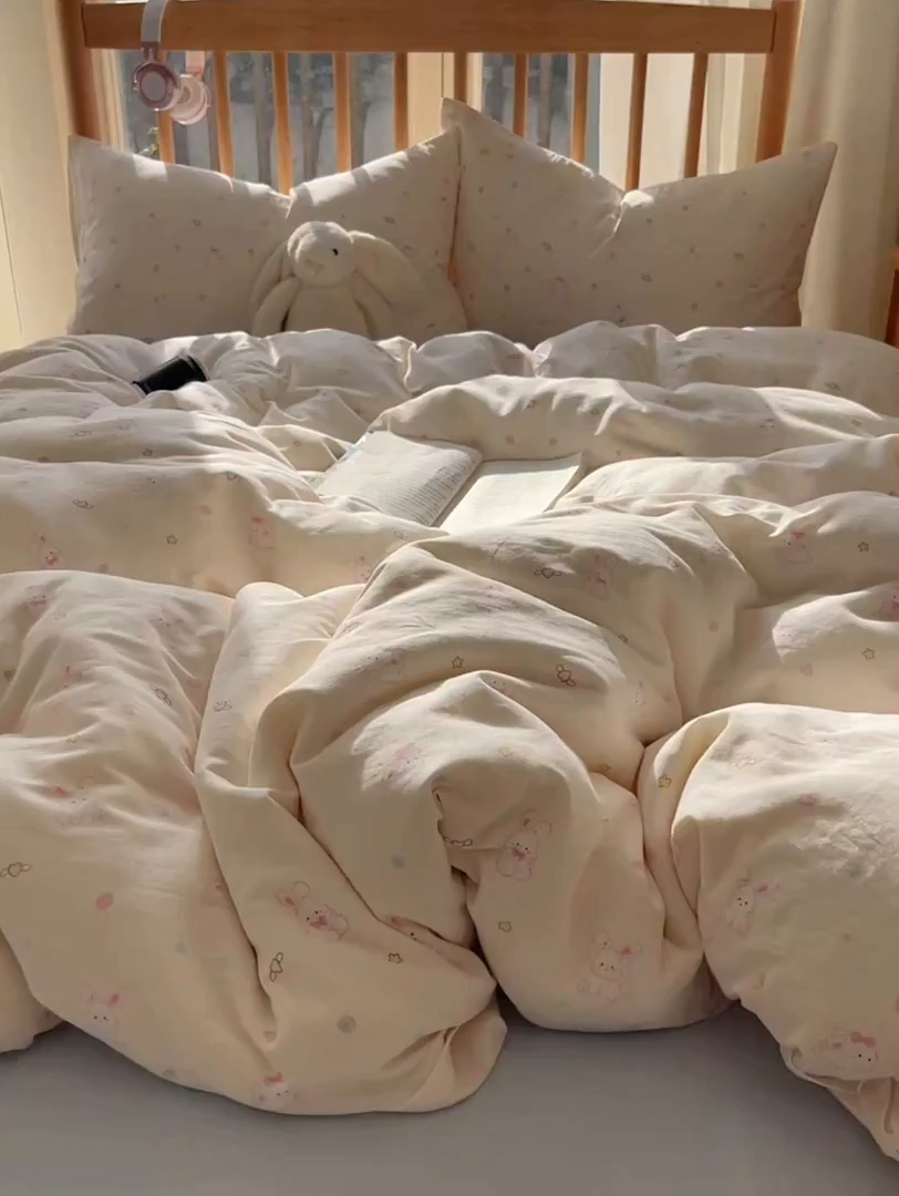 91家纺网 家纺一手货源 找家纺 蜜宿 2025新款卡通全棉A类双层纱四件套 月光兔兔