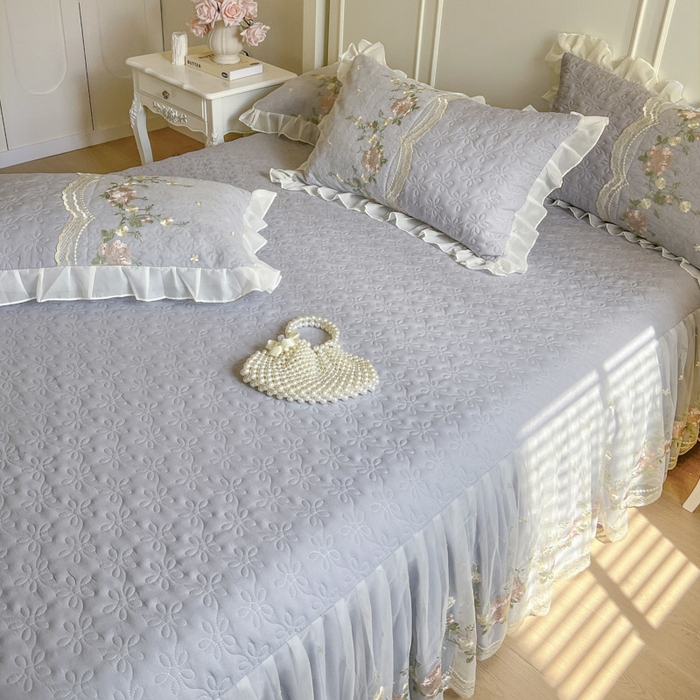 91家纺网 家纺一手货源 找家纺 恋尚 2025新款香奢梦-针织棉床裙四件套 香奢梦-浅灰