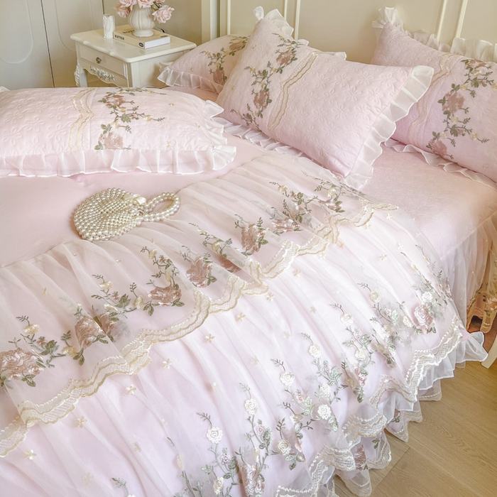 91家纺网 家纺一手货源 找家纺 恋尚 2025新款香奢梦-针织棉床裙四件套 香奢梦-少女粉