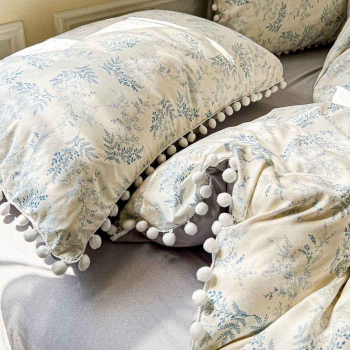 91家纺网 家纺一手货源 找家纺 朵朵家纺 2025新款球球款云感四件套水洗棉简约风小碎花被套三件套（可定制尺寸 ） 蓝颜