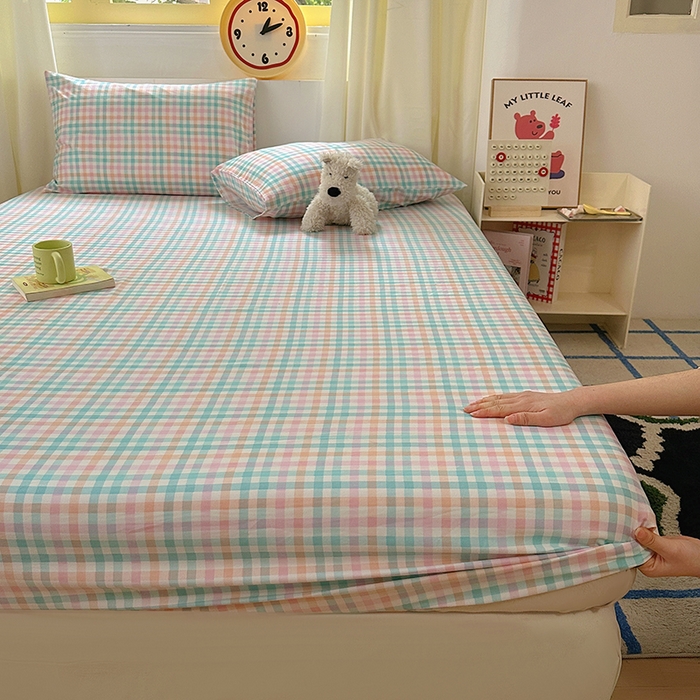 91家纺网 家纺一手货源 找家纺 十一家居 2025新款亲肤裸睡云朵棉水洗棉床笠-洛可系列 糖果小格