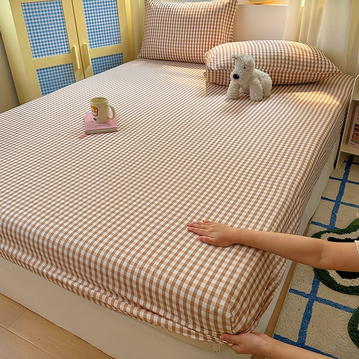 91家纺网 家纺一手货源 找家纺 十一家居 2025新款亲肤裸睡云朵棉水洗棉床笠-洛可系列 豆沙小格