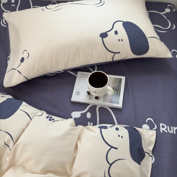 91家纺网 家纺一手货源 找家纺 可可家纺 2025新款印花卡通芦荟棉被套亲肤被罩单件小清新 欢乐小狗