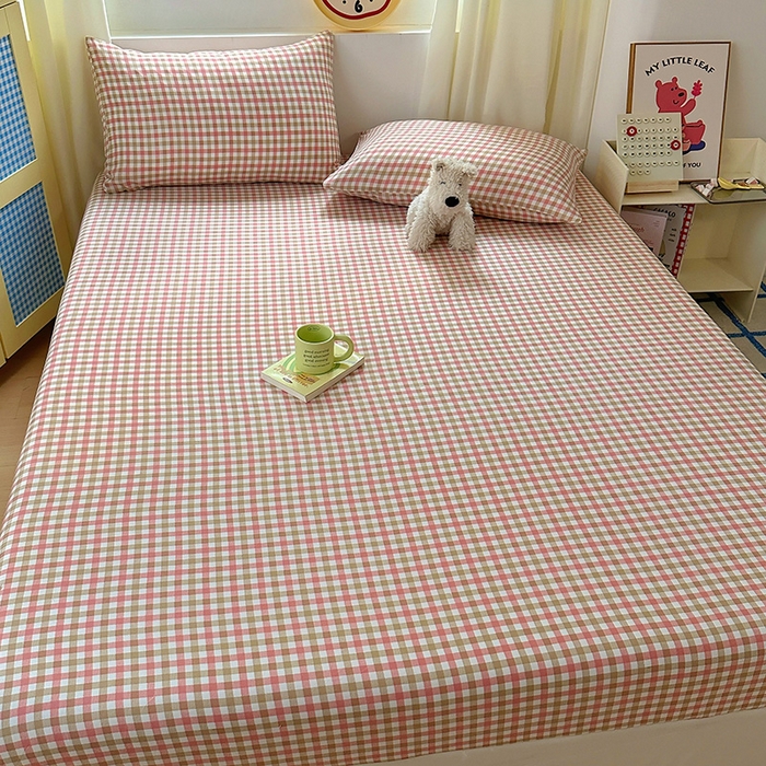 91家纺网 家纺一手货源 找家纺 十一家居 2025新款亲肤裸睡云朵棉水洗棉床笠-洛可系列 粉咖小格