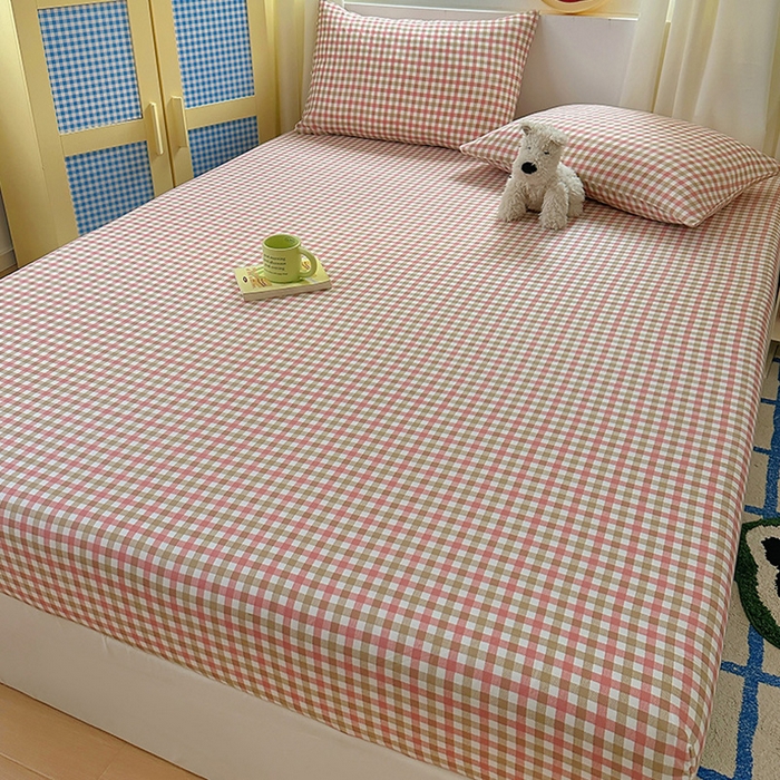 91家纺网 家纺一手货源 找家纺 十一家居 2025新款亲肤裸睡云朵棉水洗棉床笠-洛可系列 粉咖小格