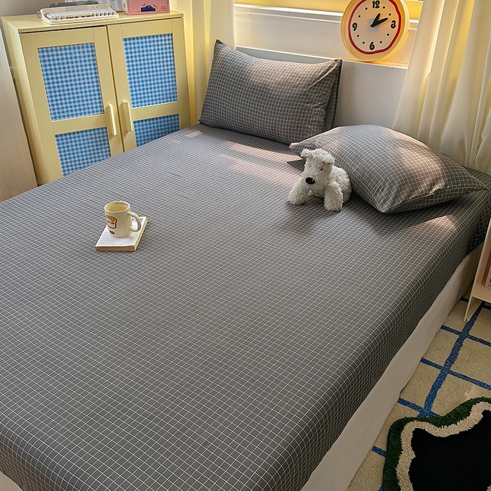 91家纺网 家纺一手货源 找家纺 十一家居 2025新款亲肤裸睡云朵棉水洗棉床笠-洛可系列 黑小格