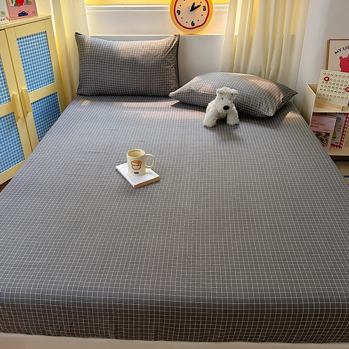 91家纺网 家纺一手货源 找家纺 十一家居 2025新款亲肤裸睡云朵棉水洗棉床笠-洛可系列 黑小格