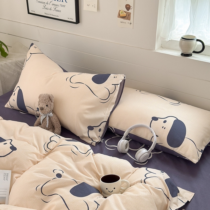 91家纺网 家纺一手货源 找家纺 可可家纺 2025新款印花卡通芦荟棉枕套亲肤信封式枕头套小清新 欢乐小狗