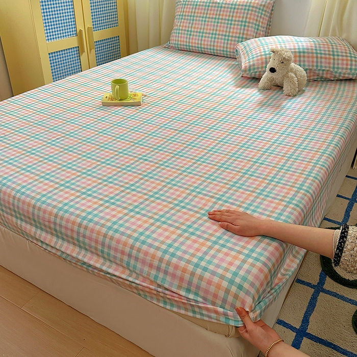 91家纺网 家纺一手货源 找家纺 十一家居 2025新款亲肤裸睡云朵棉水洗棉床笠-洛可系列 糖果小格