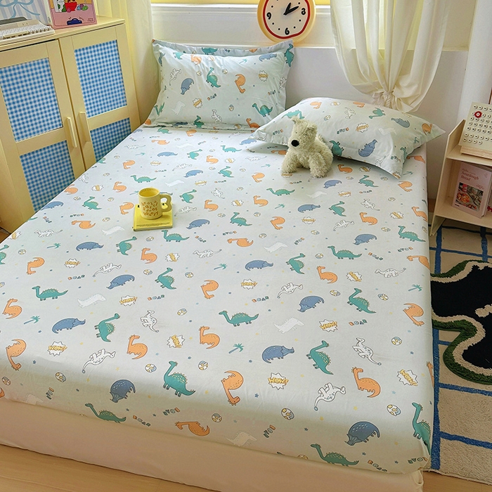 91家纺网 家纺一手货源 找家纺 十一家居 2025新款小清新印花款高克重加厚升级款云朵棉水洗棉床笠 恐龙乐园