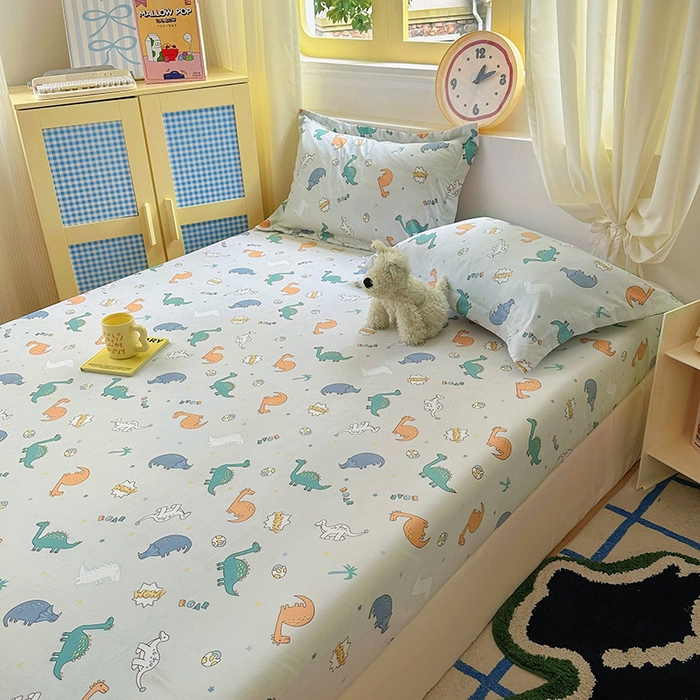 91家纺网 家纺一手货源 找家纺 十一家居 2025新款小清新印花款高克重加厚升级款云朵棉水洗棉床笠 恐龙乐园