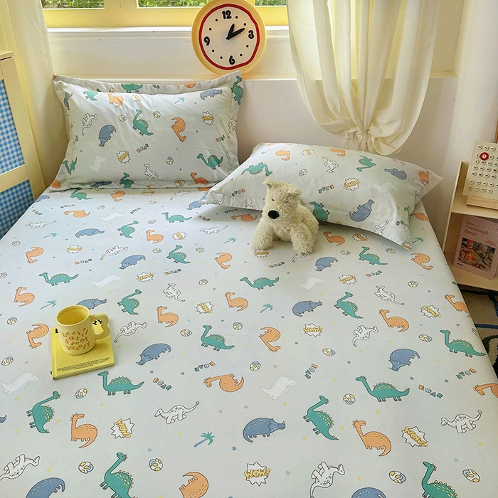 91家纺网 家纺一手货源 找家纺 十一家居 2025新款小清新印花款高克重加厚升级款云朵棉水洗棉床笠 恐龙乐园