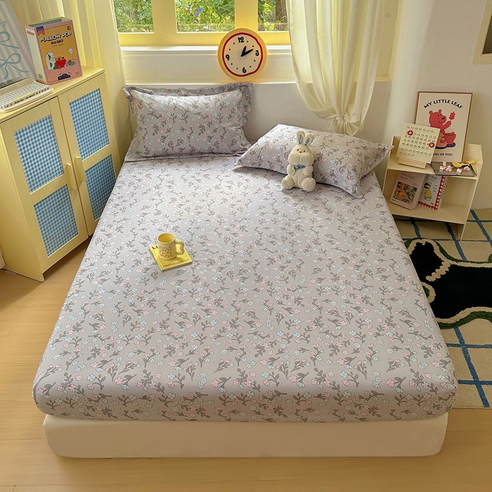 91家纺网 家纺一手货源 找家纺 十一家居 2025新款小清新印花款高克重加厚升级款云朵棉水洗棉床笠 漫漫花语