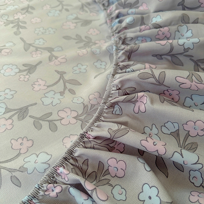 91家纺网 家纺一手货源 找家纺 十一家居 2025新款小清新印花款高克重加厚升级款云朵棉水洗棉床笠 漫漫花语