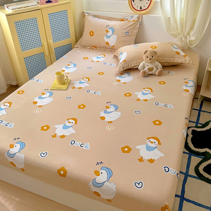 91家纺网 家纺一手货源 找家纺 十一家居 2025新款小清新印花款高克重加厚升级款云朵棉水洗棉床笠 萌萌可达鸭