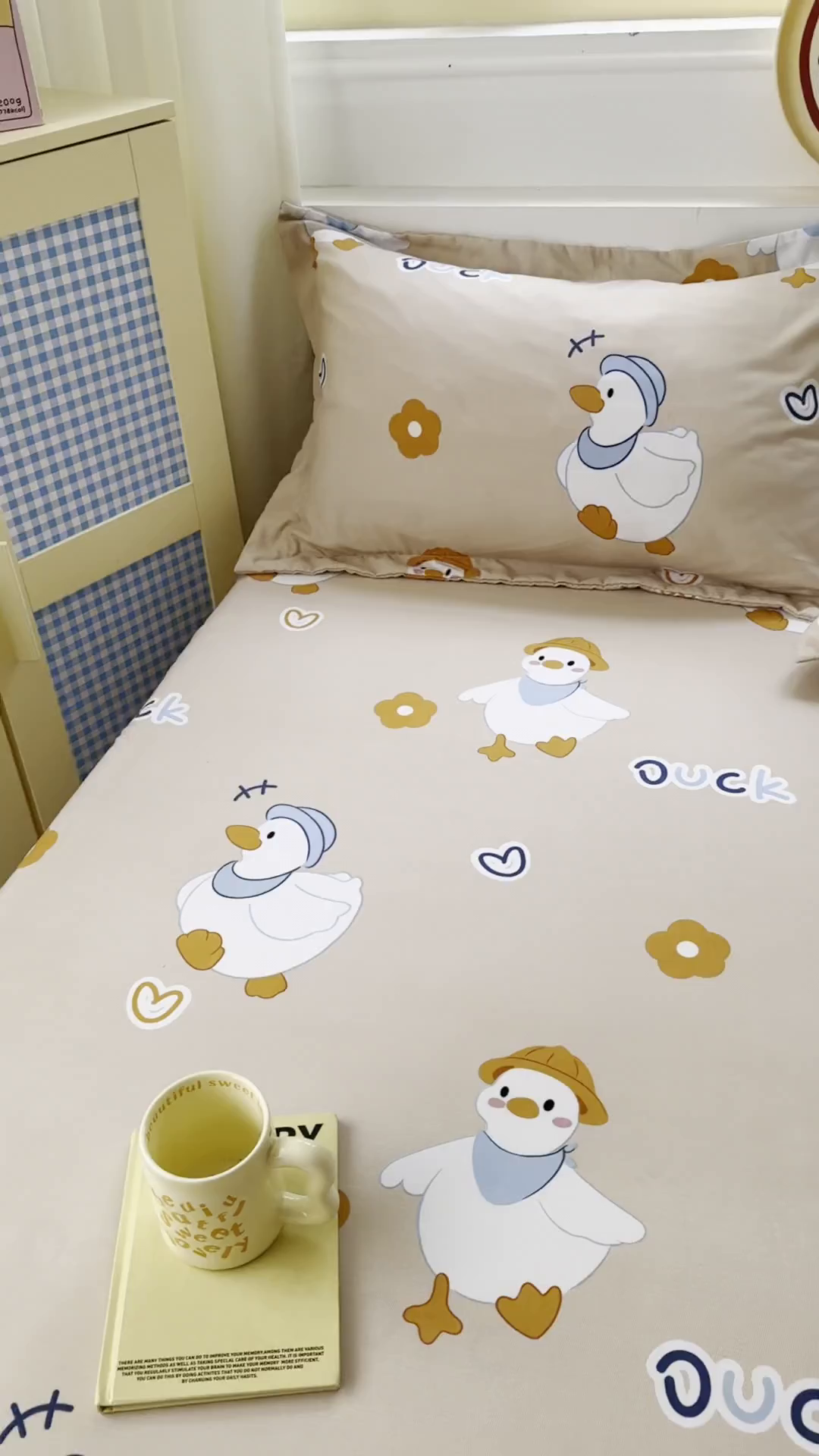 91家纺网 家纺一手货源 找家纺 十一家居 2025新款小清新印花款高克重加厚升级款云朵棉水洗棉床笠 萌萌可达鸭