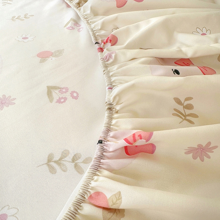 91家纺网 家纺一手货源 找家纺 十一家居 2025新款小清新印花款高克重加厚升级款云朵棉水洗棉床笠 萌趣小狗