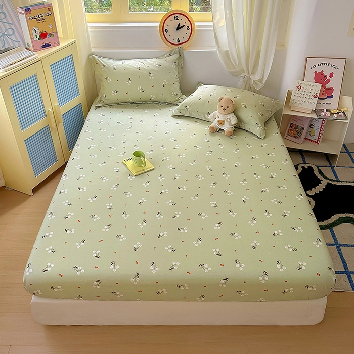 91家纺网 家纺一手货源 找家纺 十一家居 2025新款小清新印花款高克重加厚升级款云朵棉水洗棉床笠 樱花四溢