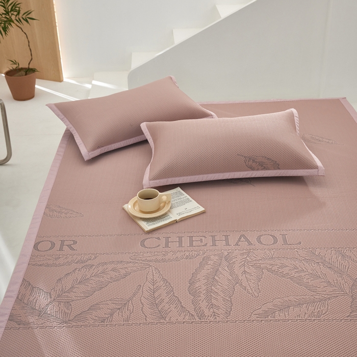 91家纺网 家纺一手货源 找家纺 亿梵家居 2025新款PE中分子480克高克重冰豆豆席凉豆豆席凉感凉席 莫里斯-豆沙