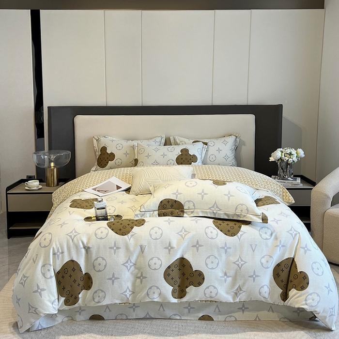 91家纺网 家纺一手货源 找家纺 曲之慕 2025直播爆款纯棉磨毛 高克重加厚全棉磨毛印花四件套 嘻嘻熊