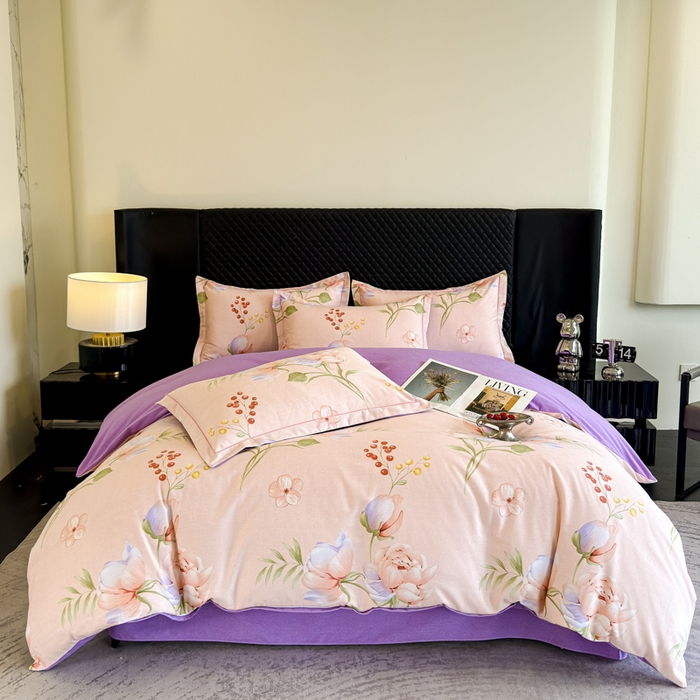 91家纺网 家纺一手货源 找家纺 曲之慕 2025直播爆款纯棉磨毛 高克重加厚全棉磨毛印花四件套 花与梦-粉