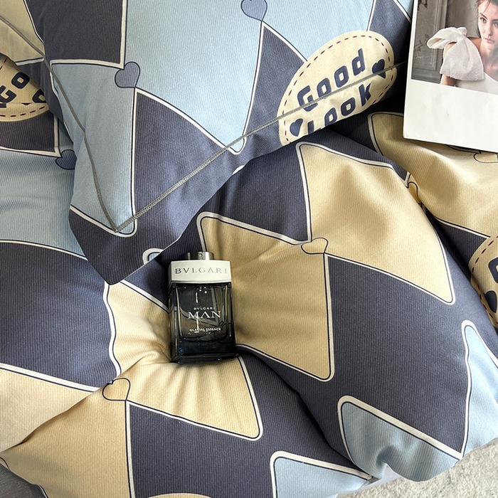 91家纺网 家纺一手货源 找家纺 曲之慕 2025直播爆款纯棉磨毛 高克重加厚全棉磨毛印花四件套 凌志