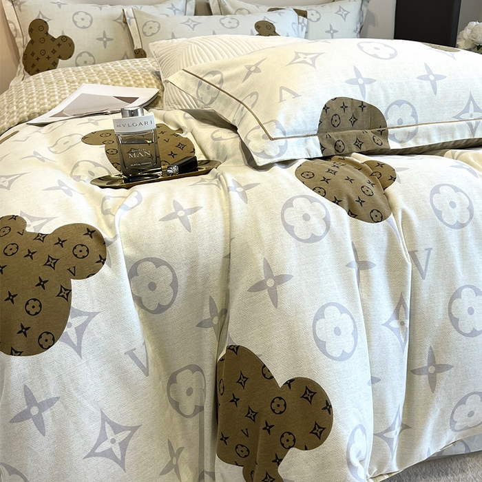 91家纺网 家纺一手货源 找家纺 曲之慕 2025直播爆款纯棉磨毛 高克重加厚全棉磨毛印花四件套 嘻嘻熊