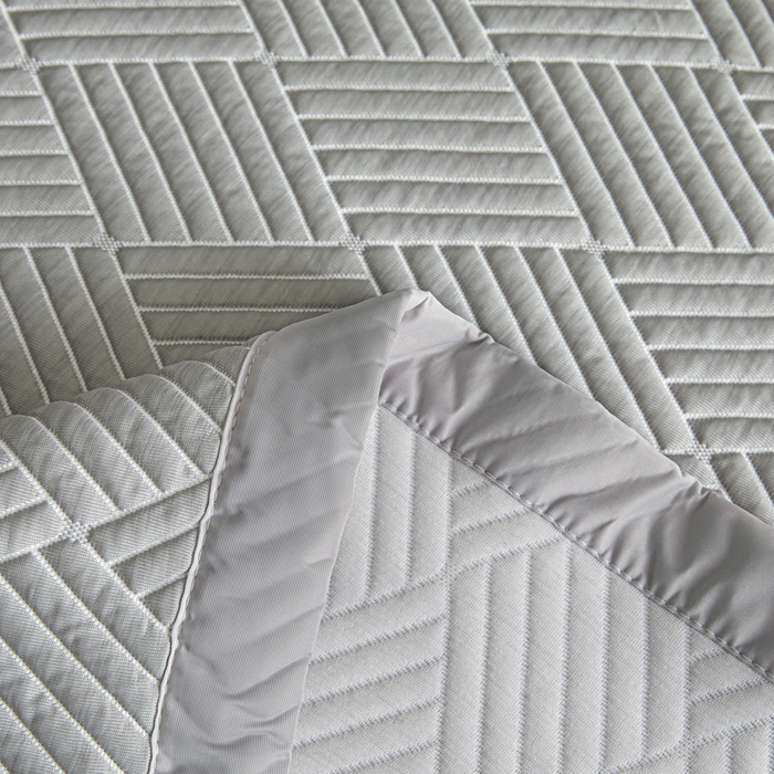 91家纺网 家纺一手货源 找家纺 欧邦 2025新款外贸热销加厚菱形Pe中分子凉感豆豆软席 菱形-穆尼灰 床席款