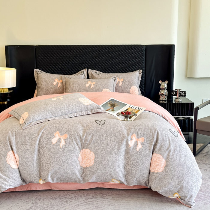 91家纺网 家纺一手货源 找家纺 曲之慕 2025直播爆款纯棉磨毛 高克重加厚全棉磨毛印花四件套 莫奈花语-灰