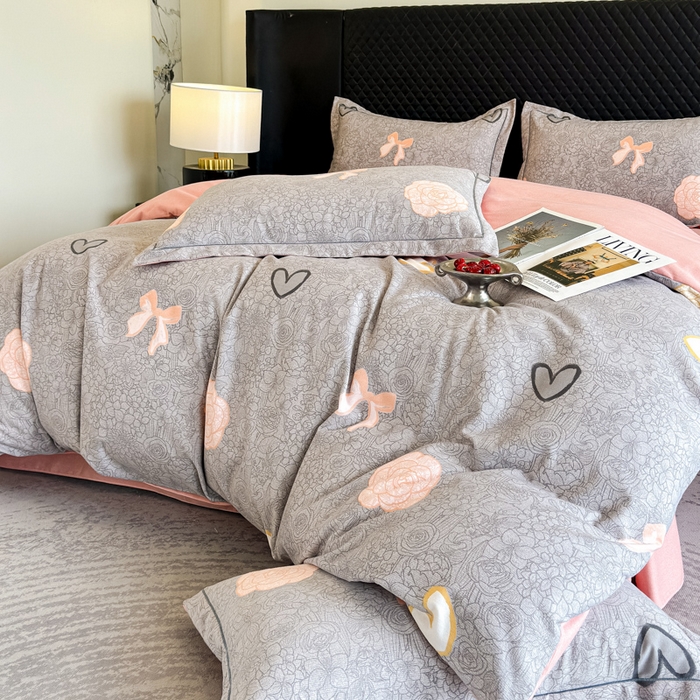 91家纺网 家纺一手货源 找家纺 曲之慕 2025直播爆款纯棉磨毛 高克重加厚全棉磨毛印花四件套 莫奈花语-灰