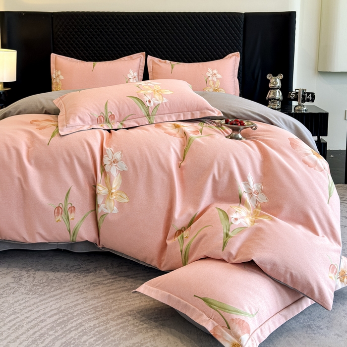 91家纺网 家纺一手货源 找家纺 曲之慕 2025直播爆款纯棉磨毛 高克重加厚全棉磨毛印花四件套 绮丽花语-粉