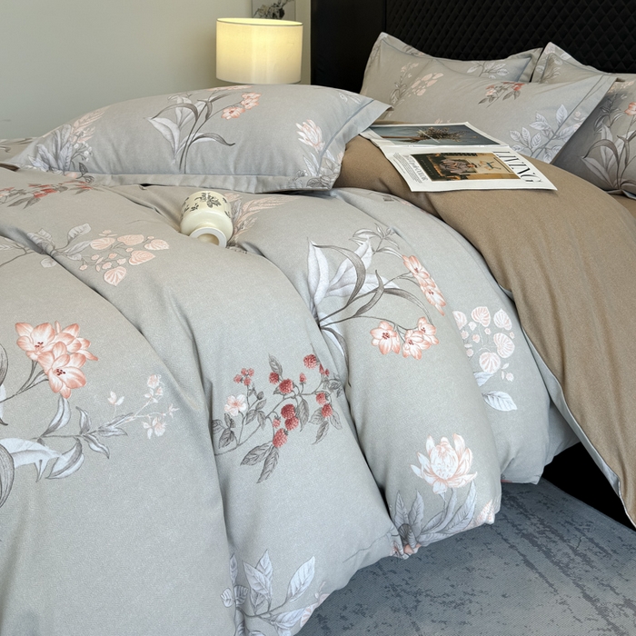 91家纺网 家纺一手货源 找家纺 曲之慕 2025直播爆款纯棉磨毛 高克重加厚全棉磨毛印花四件套 清莹花香-灰