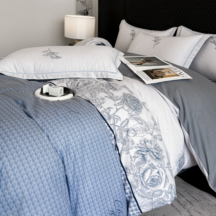 91家纺网 家纺一手货源 找家纺 曲之慕 2025直播爆款纯棉磨毛 高克重加厚全棉磨毛印花四件套 温妮莎-蓝