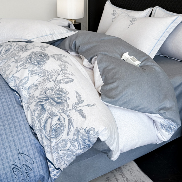 91家纺网 家纺一手货源 找家纺 曲之慕 2025直播爆款纯棉磨毛 高克重加厚全棉磨毛印花四件套 温妮莎-蓝