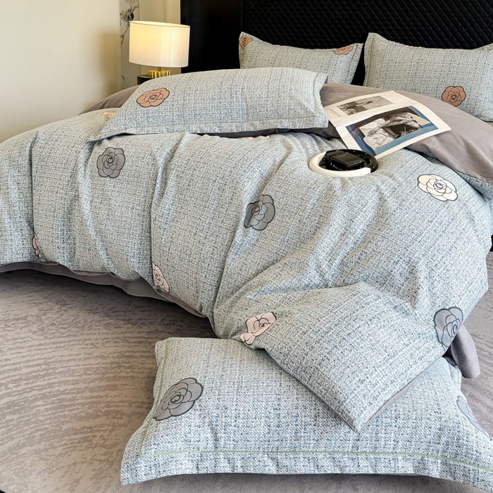 91家纺网 家纺一手货源 找家纺 曲之慕 2025直播爆款纯棉磨毛 高克重加厚全棉磨毛印花四件套 知心玫瑰-蓝