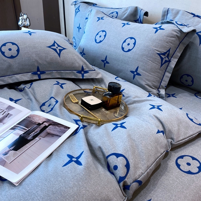 91家纺网 家纺一手货源 找家纺 曲之慕 2025直播爆款纯棉磨毛 高克重加厚全棉磨毛印花四件套 路易斯