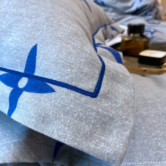 91家纺网 家纺一手货源 找家纺 曲之慕 2025直播爆款纯棉磨毛 高克重加厚全棉磨毛印花四件套 路易斯