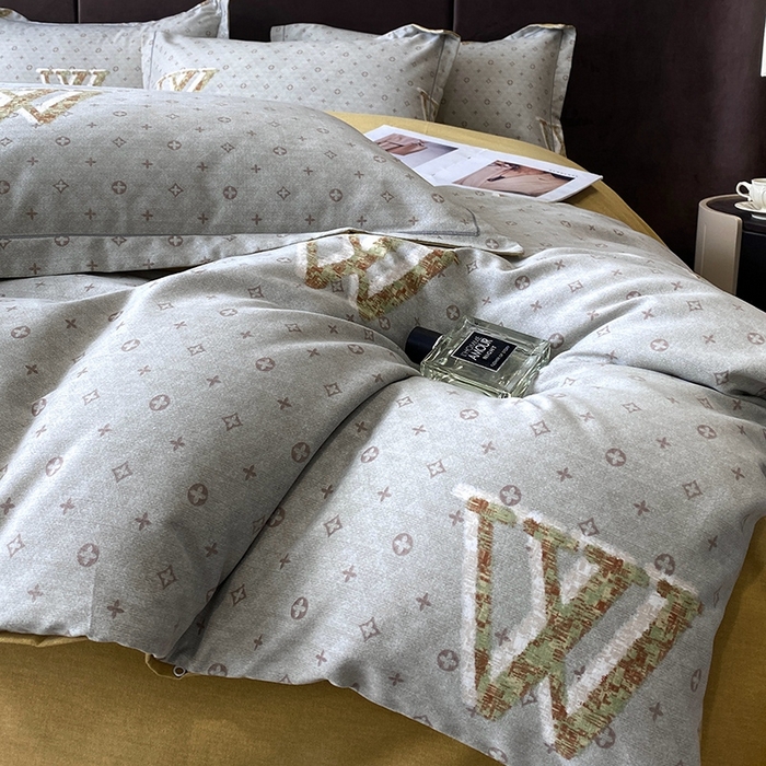 91家纺网 家纺一手货源 找家纺 曲之慕 2025直播爆款纯棉磨毛 高克重加厚全棉磨毛印花四件套 乔西-灰