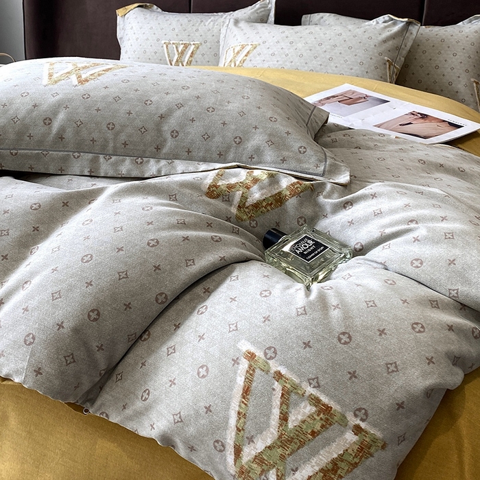 91家纺网 家纺一手货源 找家纺 曲之慕 2025直播爆款纯棉磨毛 高克重加厚全棉磨毛印花四件套 乔西-灰