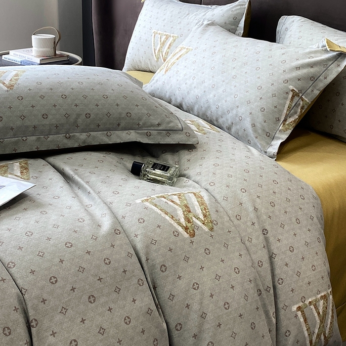 91家纺网 家纺一手货源 找家纺 曲之慕 2025直播爆款纯棉磨毛 高克重加厚全棉磨毛印花四件套 乔西-灰