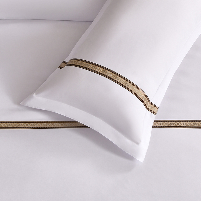 91家纺网 家纺一手货源 找家纺 中乾酒店布草工厂店 2025新款120克加密织带款酒店磨毛四件套 繁花似锦